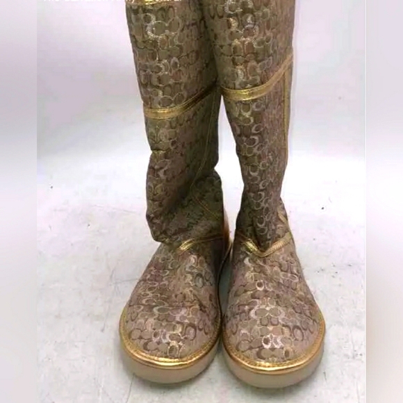 Coach Womens Nikole A7265 Gold Signature Print Round Toe Snow Boots Size 7 B - Picture 3 of 9